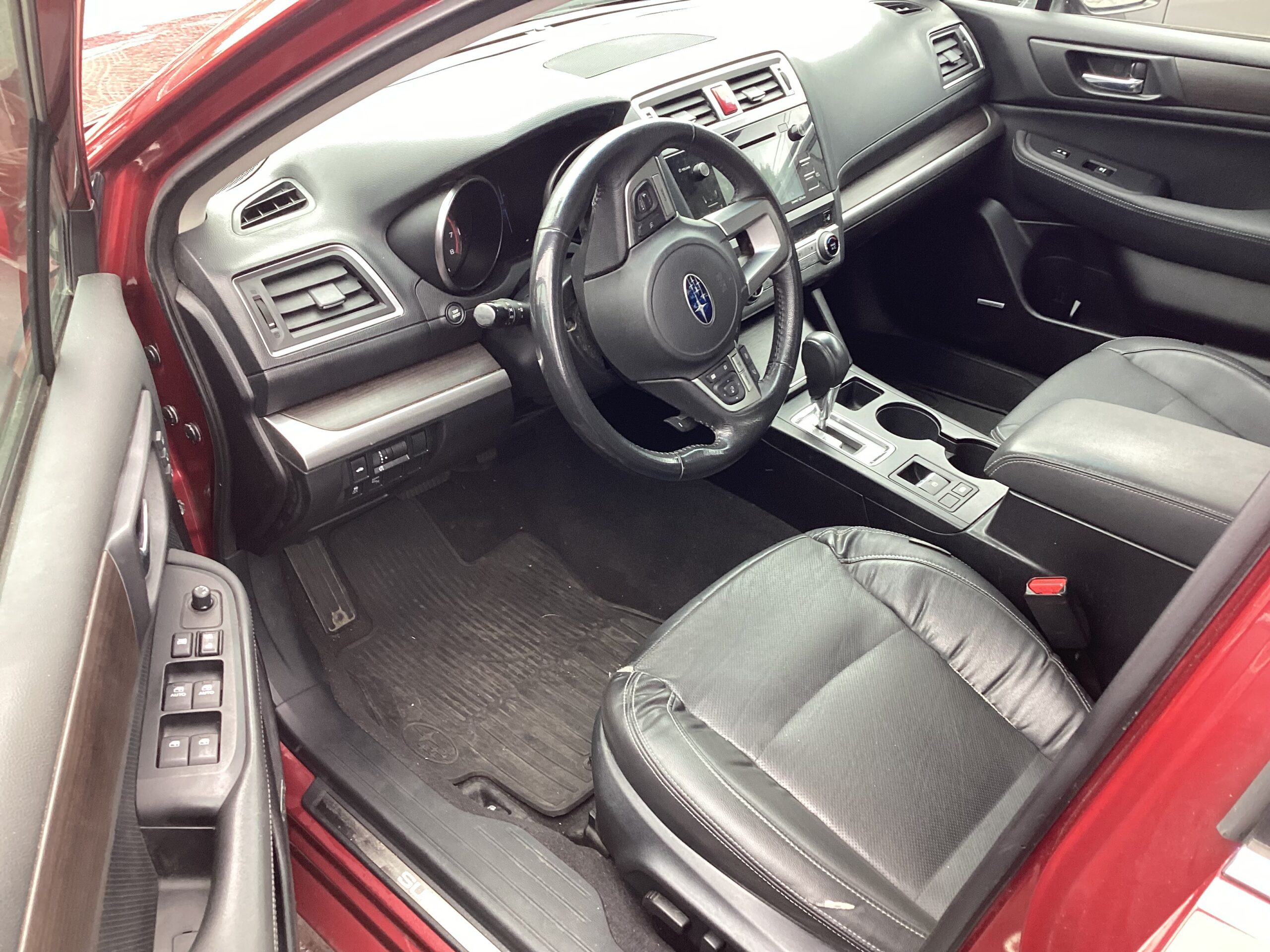 2017 SUBURU LEGACY LIMITED